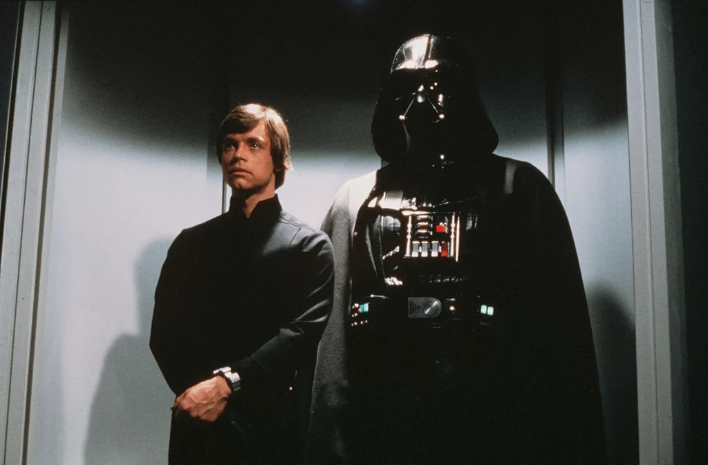 Chi tiết kỳ lạ về Darth Vader trong Star Wars: Đế chế phản công