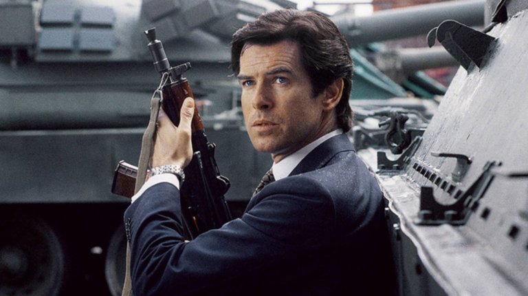 Pierce Brosnan chọn Cillian Murphy làm James Bond 007 tiếp theo