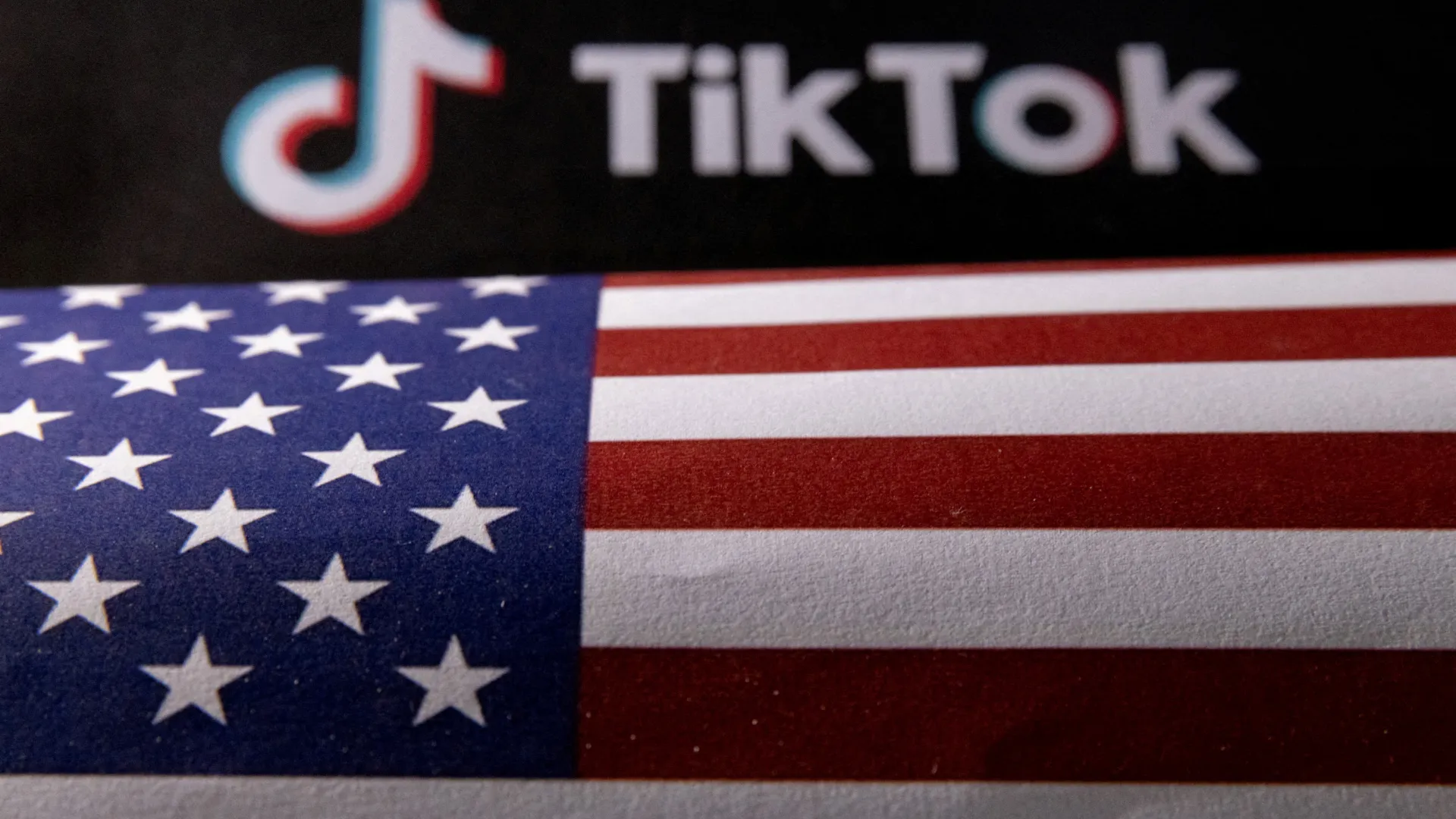 Hạ viện Mỹ thông qua đạo luật mới về việc ban TikTok đi kèm gói viện trợ nước ngoài
