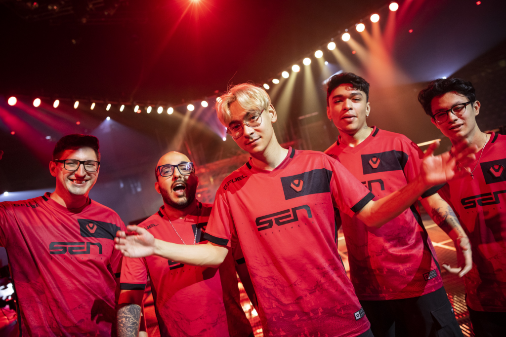 Sen Roster Val Đội tuyển esports Valorant Sentinels thắng áp đảo 100 Thieves mà không ...