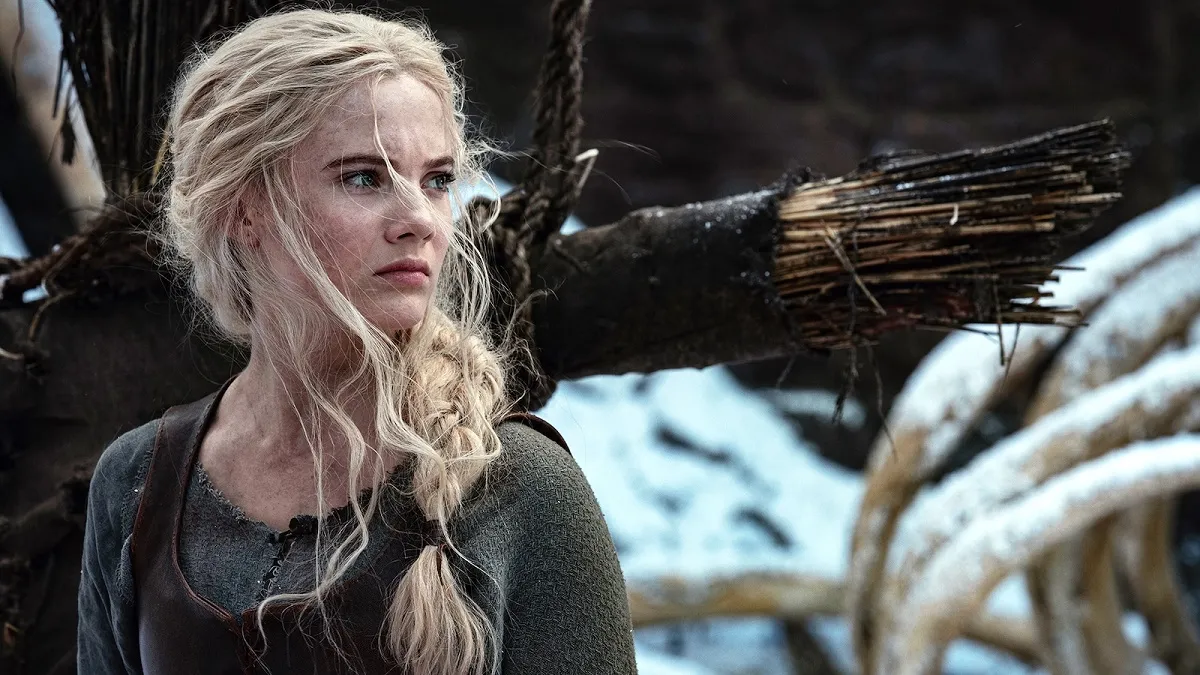 Freya Allan, diễn viên The Witcher thấy tiếc cho Liam Hemsworth khi phải đóng Geralt thay cho Henry Cavill