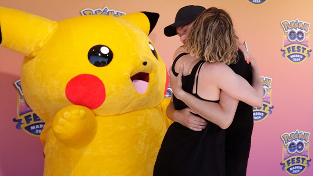 Có đến 5 cặp đôi tiến hành cầu hôn tại Lễ hội Pokémon Go mùa hè