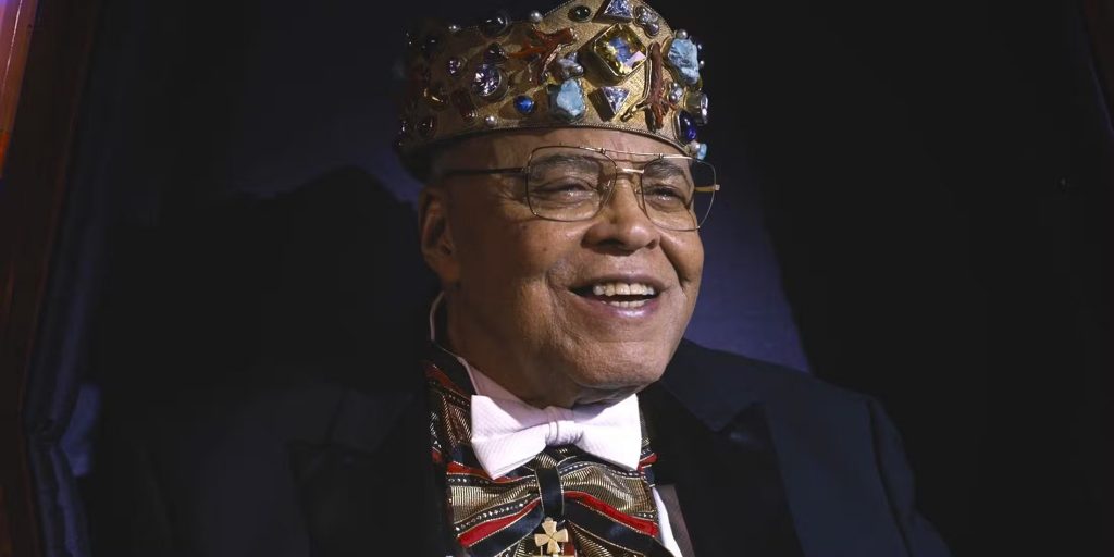 James Earl Jones - diễn viên lồng tiếng Darth Vader qua đời