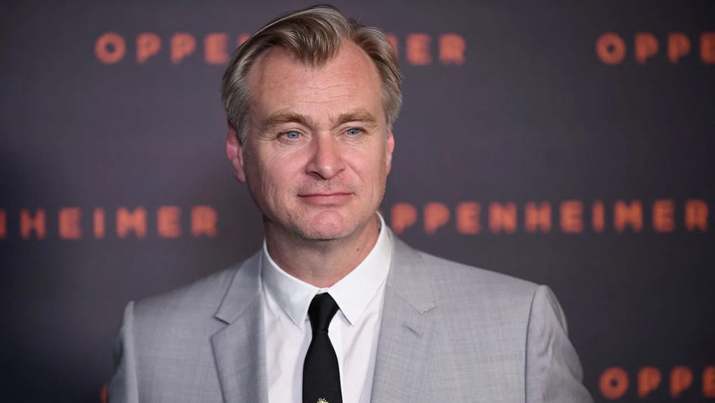 Phim mới của Christopher Nolan sẽ tiếp tục do Universal sản xuất