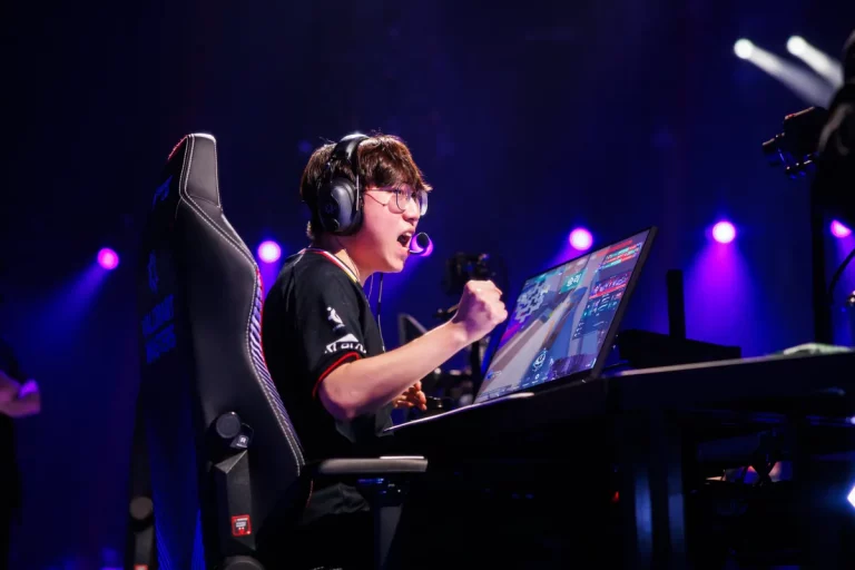 Sử dụng mod game, tuyển thủ "Smash Ultimate" Hurt nhận án phạt - Gamelade