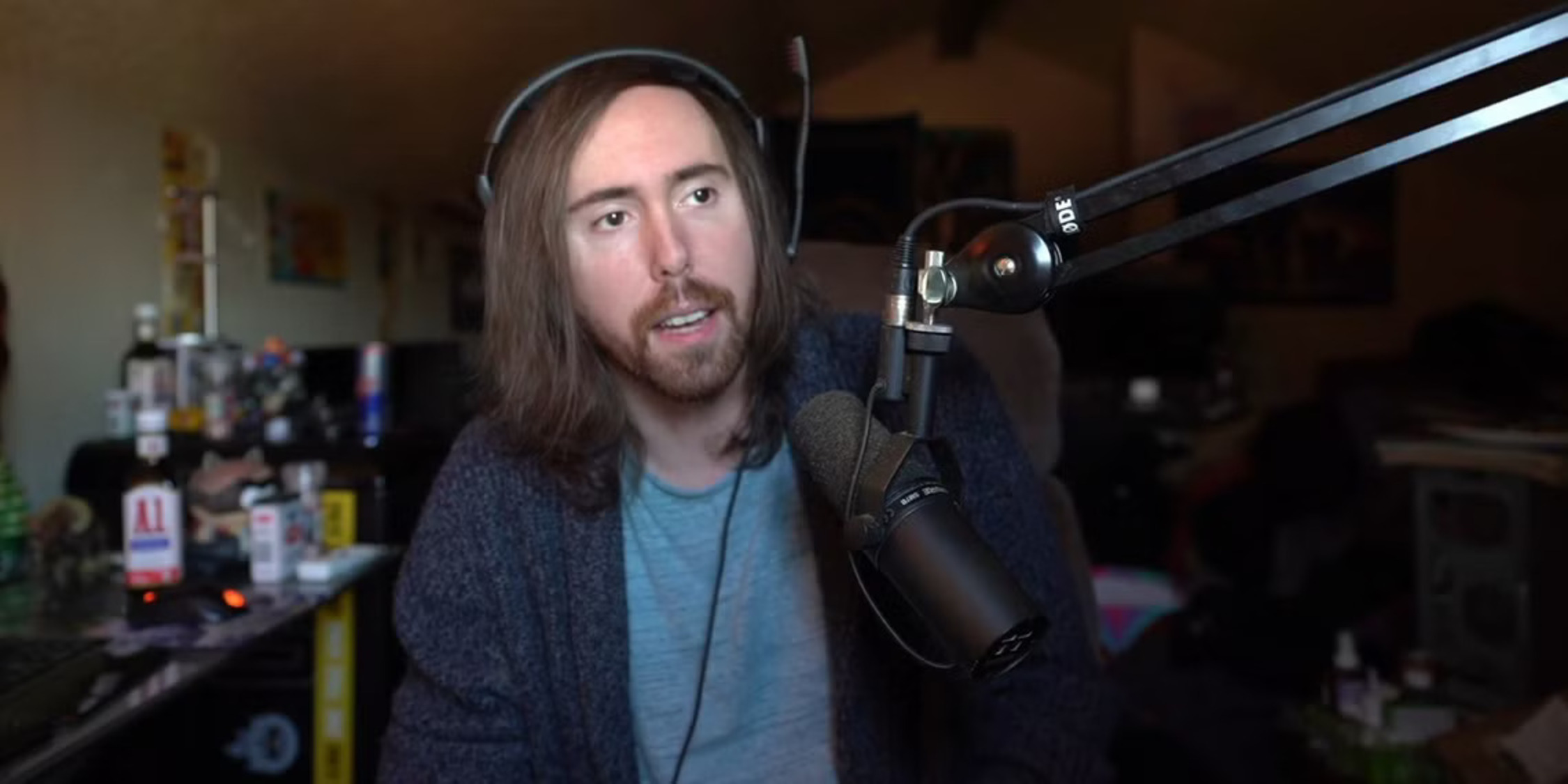 Asmongold phản hồi về việc bị cắt trong video ca nhạc của bbno$ - Gamelade