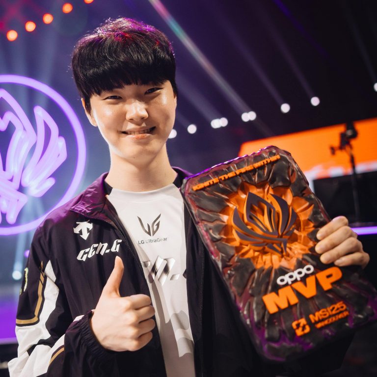 Phỏng vấn Chovy sau khi giành MVP chung kết MSI 2025-gamelade