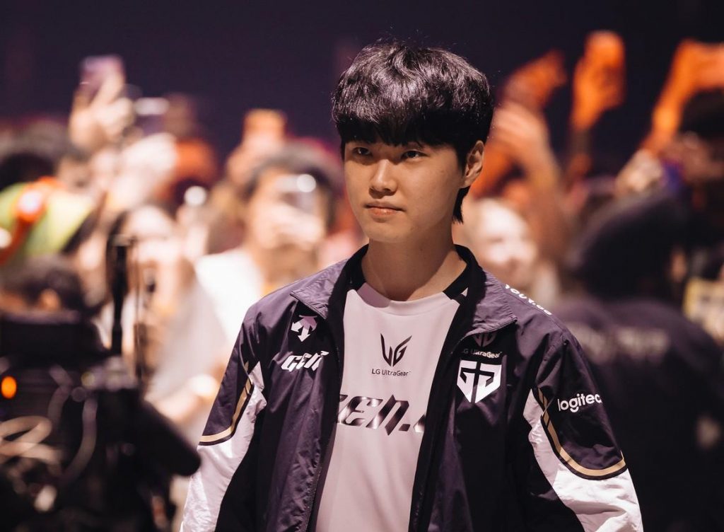 Phỏng vấn Chovy sau chiến thắng lịch sử tại EWC 2025-GAMELADE